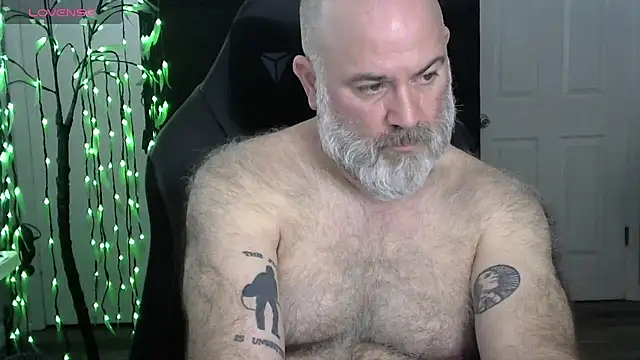 XJJ77x online show from February 2026 05:46:02 PM