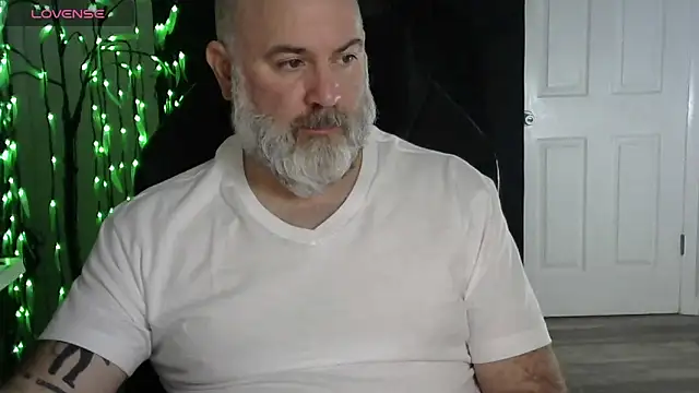 XJJ77x online show from February 2026 02:20:02 AM