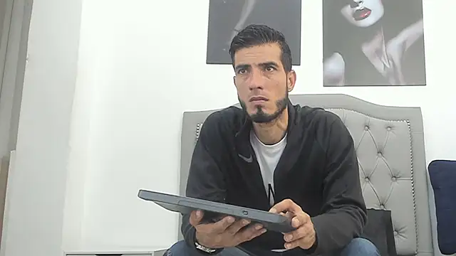 Snapshot of marc_ruffa chatting on February 2026 07:58:02 PM marc ruffa online show from February 2026 07:58:02 PM