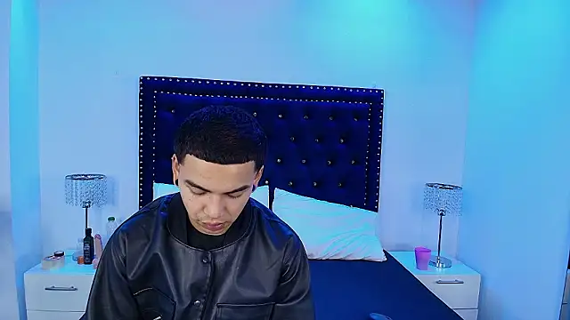 Jaden and sofia online show from March 2026 03:32:02 AM