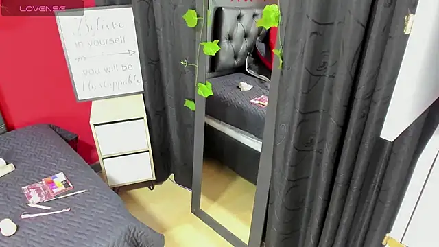 Abby Hiiltoon online show from February 2026 04:41:02 AM