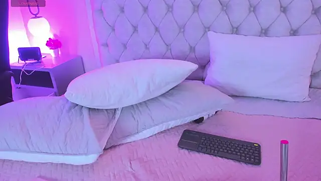 Chloe dolls18 online show from January 2026 07:39:01 PM