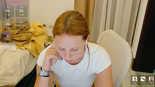 Snapshot of ViktoriaSilk chatting on July 2026 07:04:01 PM ViktoriaSilk online show from July 2026 07:04:01 PM