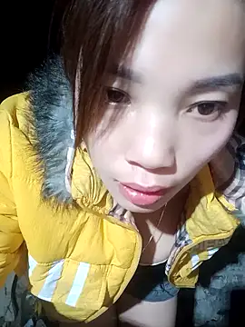 Snapshot of yeutinh00 chatting on January 2026 07:01:02 AM yeutinh00 online show from January 2026 07:01:02 AM