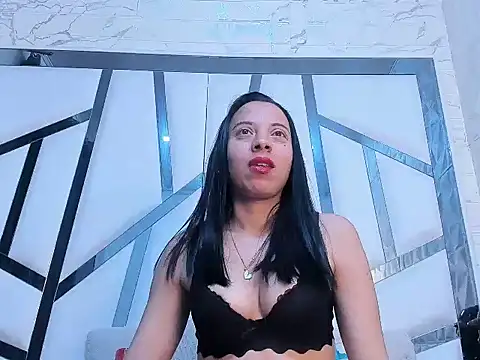 Lunahot68 online show from January 2026 03:00:02 AM