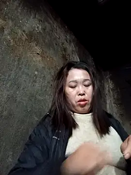 Snapshot of dakota-kis chatting on January 2026 01:33:01 AM dakota-kis online show from January 2026 01:33:01 AM