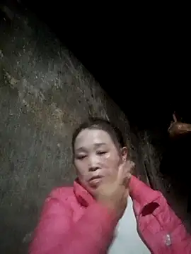 dakota-kis online show from February 2026 12:19:02 AM