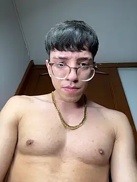 ArthurDavies  online show from February 2026 09:19:02 AM