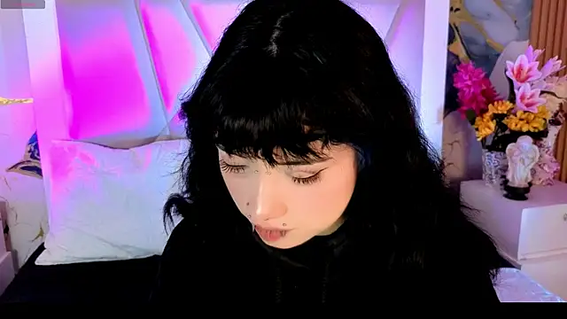 Snapshot of Sienna_Desiree chatting on April 2026 12:41:01 PM Sienna Desiree online show from April 2026 12:41:01 PM