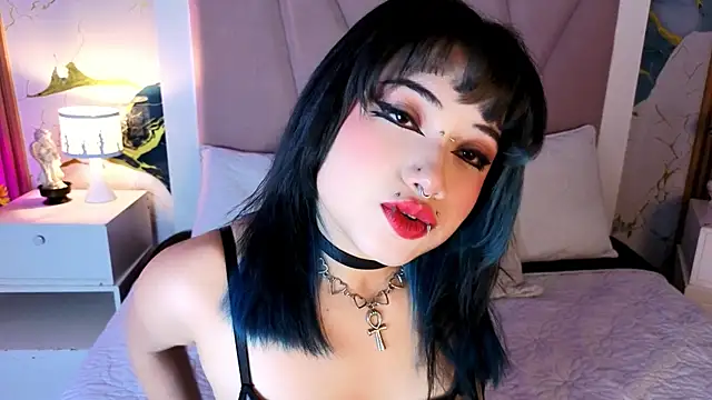 Snapshot of Sienna_Desiree chatting on July 2026 03:46:02 AM Sienna Desiree online show from July 2026 03:46:02 AM