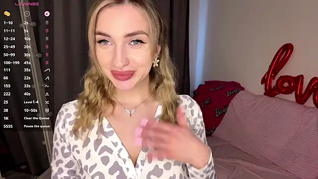  ViviV  online show from April 2026 09:04:01 AM