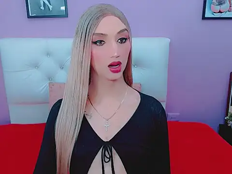 shantal gil online show from April 2026 04:48:01 AM