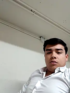 Yosoyelmismo-6737 online show from January 2026 11:30:02 PM