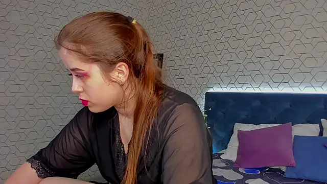 Soft Lina online show from January 2026 09:33:01 AM