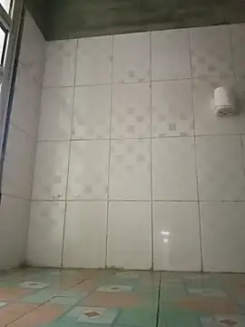 Snapshot of Hiniyk2 chatting on February 2026 12:59:02 AM Hiniyk2 online show from February 2026 12:59:02 AM