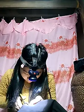 Snapshot of Hiniyk2 chatting on February 2026 02:05:01 AM Hiniyk2 online show from February 2026 02:05:01 AM