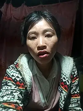 Snapshot of Hiniyk2 chatting on February 2026 03:21:02 AM Hiniyk2 online show from February 2026 03:21:02 AM