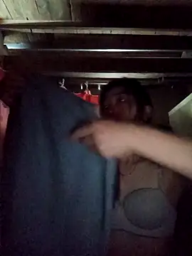 Snapshot of Hiniyk2 chatting on February 2026 01:58:02 AM Hiniyk2 online show from February 2026 01:58:02 AM