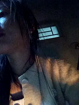 Snapshot of Hiniyk2 chatting on February 2026 01:04:02 AM Hiniyk2 online show from February 2026 01:04:02 AM