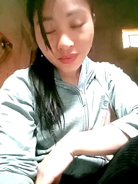 Snapshot of Hiniyk2 chatting on March 2026 05:02:01 AM Hiniyk2 online show from March 2026 05:02:01 AM