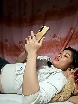 Snapshot of Hiniyk2 chatting on March 2026 01:04:02 PM Hiniyk2 online show from March 2026 01:04:02 PM