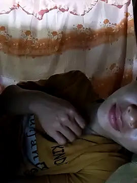 Snapshot of Hiniyk2 chatting on March 2026 05:40:02 AM Hiniyk2 online show from March 2026 05:40:02 AM