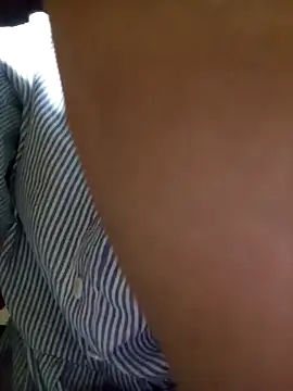 Snapshot of Hiniyk2 chatting on April 2026 01:40:01 PM Hiniyk2 online show from April 2026 01:40:01 PM