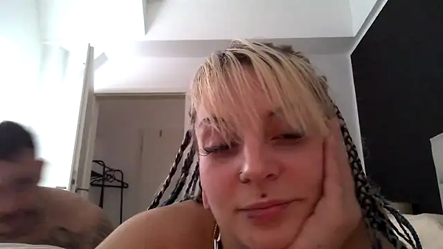 Snapshot of RealB25 chatting on January 2026 12:08:02 PM RealB25 online show from January 2026 12:08:02 PM