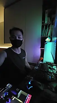 OnlyHand9x online show from April 2026 04:13:01 PM