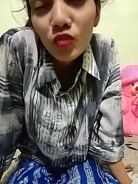 Snapshot of Honey_lily-93 chatting on June 2026 07:51:01 AM Honey lily-93 online show from June 2026 07:51:01 AM