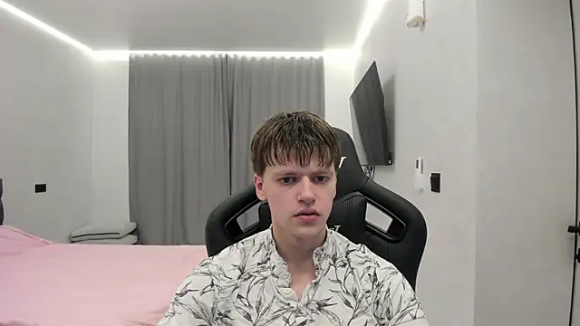 bonekoambalabu online show from April 2026 07:22:01 PM