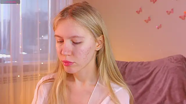 Snapshot of SirenThalassa chatting on February 2026 07:02:01 AM SirenThalassa online show from February 2026 07:02:01 AM