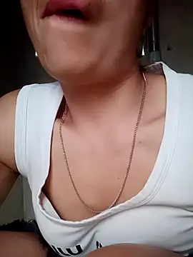 Snapshot of muamua99 chatting on June 2026 10:30:02 PM muamua99 online show from June 2026 10:30:02 PM