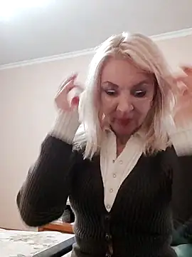 Snapshot of MiraStar984 chatting on February 2026 03:27:02 PM MiraStar984 online show from February 2026 03:27:02 PM