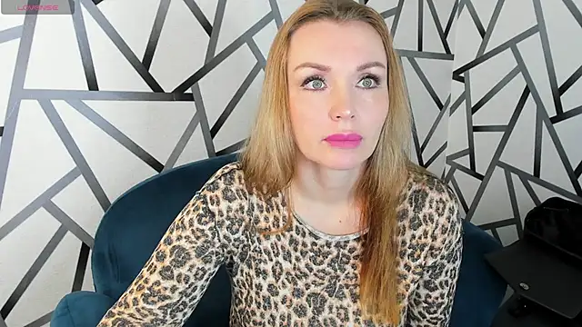 Snapshot of Marie_Hayes chatting on January 2026 01:10:02 AM Marie Hayes online show from January 2026 01:10:02 AM