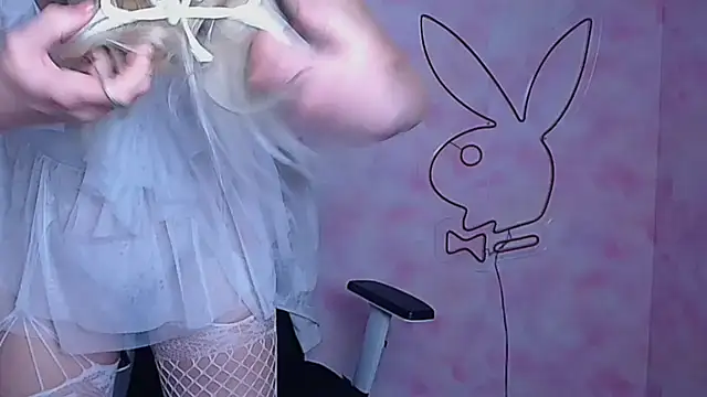 Snapshot of Madonna_Fire chatting on February 2026 07:45:02 AM Madonna Fire online show from February 2026 07:45:02 AM