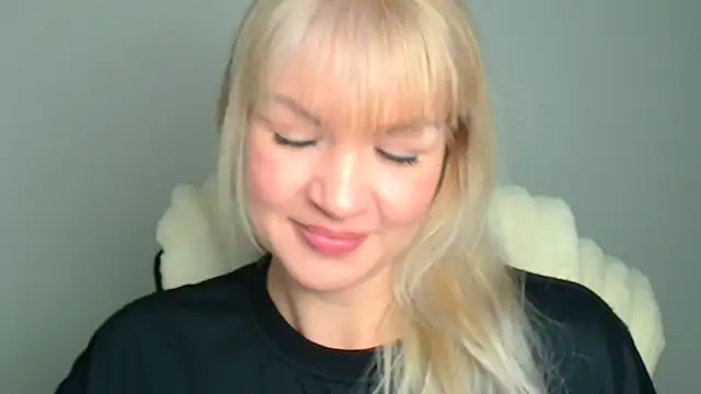 Snapshot of Madonna_Fire chatting on February 2026 06:57:02 AM Madonna Fire online show from February 2026 06:57:02 AM