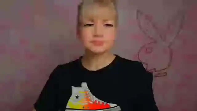 Snapshot of Madonna_Fire chatting on February 2026 12:59:02 PM Madonna Fire online show from February 2026 12:59:02 PM