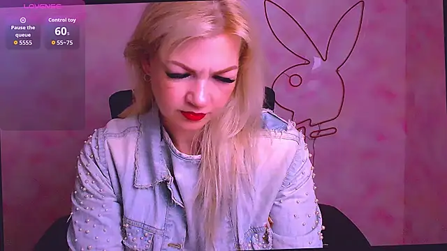 Snapshot of Madonna_Fire chatting on May 2026 05:38:01 AM Madonna Fire online show from May 2026 05:38:01 AM