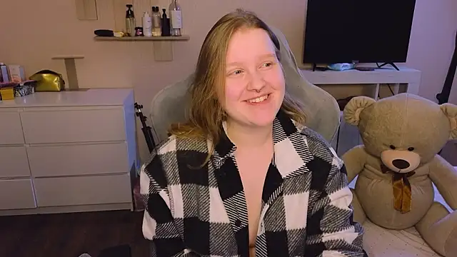 Ol1via online show from March 2026 01:16:02 PM