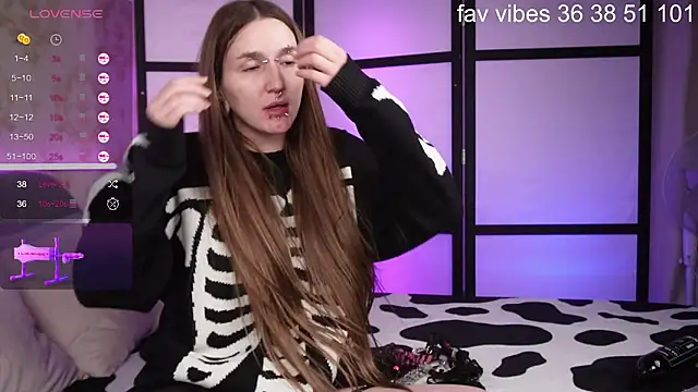 Alice Goth online show from March 2026 09:26:01 AM