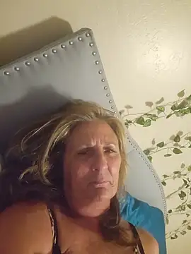 HotAzMilf online show from April 2026 04:51:01 AM