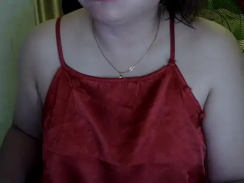 Snapshot of Sarah_no_land chatting on July 2026 02:51:01 PM Sarah no land online show from July 2026 02:51:01 PM