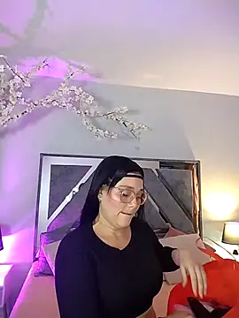 Astrid williams online show from March 2026 02:28:01 AM