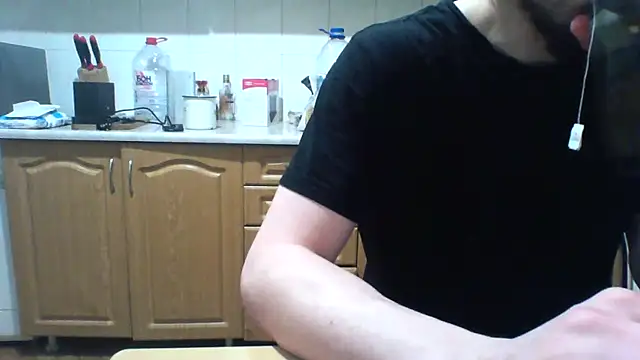 KaelNox online show from March 2026 11:32:02 PM