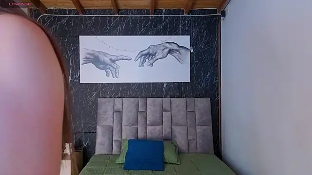 lilith davis online show from February 2026 12:54:01 PM