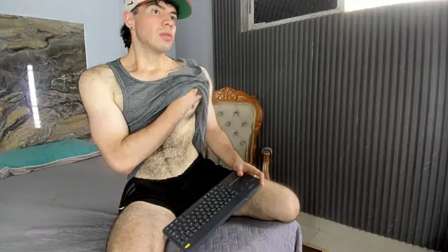 Snapshot of VelloTouch chatting on January 2026 07:59:01 PM VelloTouch online show from January 2026 07:59:01 PM