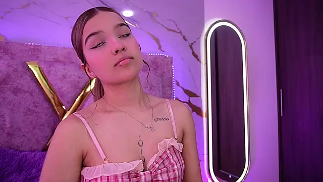 Lia collinsx online show from January 2026 08:55:01 PM