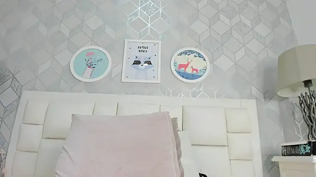 laura rouse7 online show from March 2026 07:53:01 PM