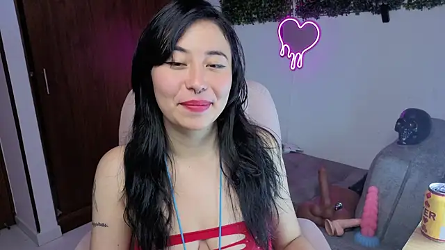 LolaOpalX online show from April 2026 12:49:02 AM